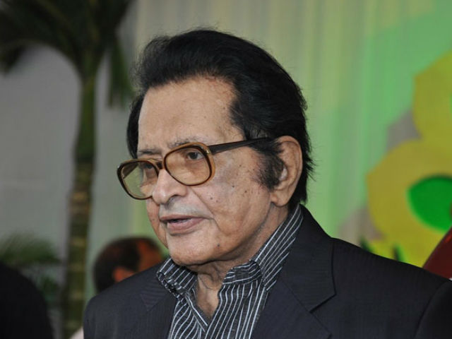 Manoj Kumar has been honored with the Phalke Award | मनोज कुमार यांना फाळके पुरस्कार जाहीर Manoj Kumar has been honored with the Phalke Award | मनोज कुमार यांना फाळके पुरस्कार जाहीर