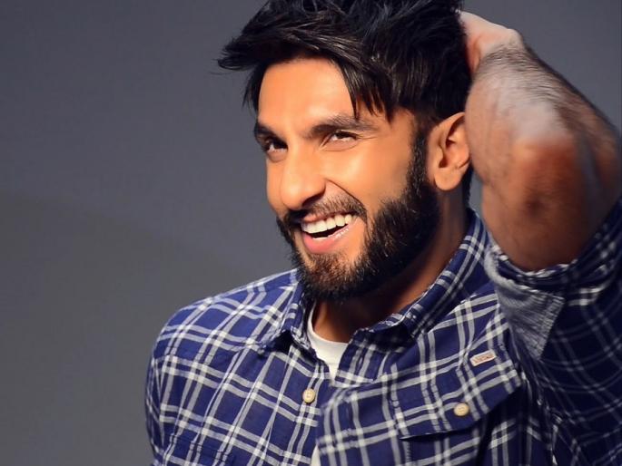 Ranveer Singh increased the Padma Vast Yash "Cash"! | ​‘पद्मावत’चे यश ‘कॅश’ करत रणवीर सिंगने वाढवली फी!