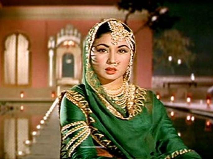 Tragedy Quinn Meena Kumari's tragedy | ट्रॅजेडी क्विन मीना कुमारी यांची शोकगाथा Tragedy Quinn Meena Kumari's tragedy | ट्रॅजेडी क्विन मीना कुमारी यांची शोकगाथा