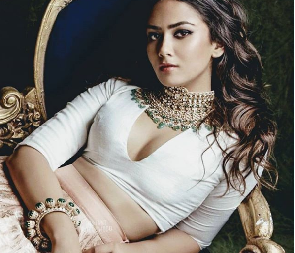Mira Rajput's glamorous style | मीरा राजपूतला ग्लॅमरस अंदाज