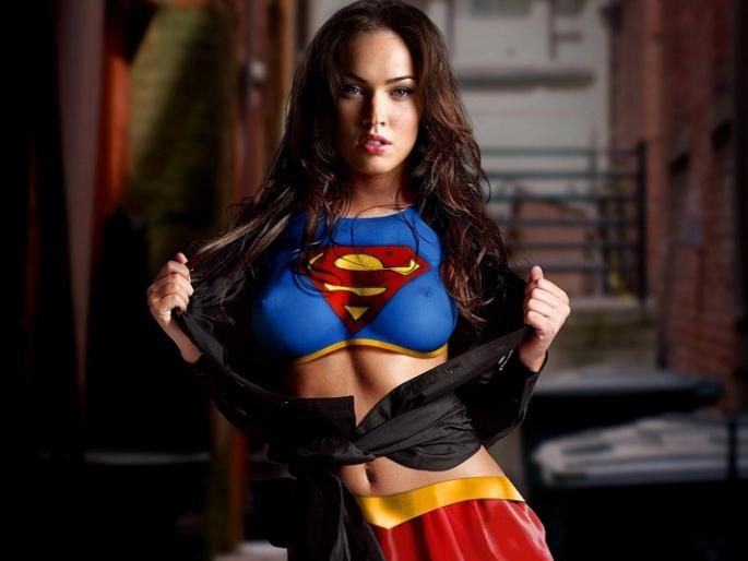 Cool Selfie with Megan Fox baby | ​मेगन फॉक्सचा बाळासोबत कूल सेल्फी