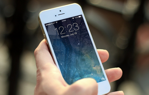 The iPhone's battery will last longer | आयफोनची बॅटरी दीर्घकाळ चालेल