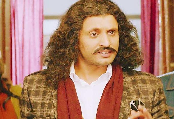 Zeeshan became Salman's friend! | जीशान बनला सलमानचा मित्र! Zeeshan became Salman's friend! | जीशान बनला सलमानचा मित्र!