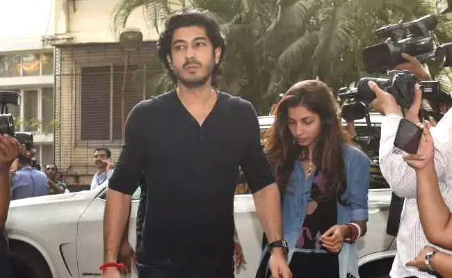 Mohit Marwah reached wife with Anil Kapoor's house, Sridevi went to Dubai for marriage! | मोहित मारवाह पत्नीसह पोहोचला अनिल कपूरच्या घरी, यांच्याच लग्नासाठी श्रीदेवी गेल्या होत्या दुबईला! Mohit Marwah reached wife with Anil Kapoor's house, Sridevi went to Dubai for marriage! | मोहित मारवाह पत्नीसह पोहोचला अनिल कपूरच्या घरी, यांच्याच लग्नासाठी श्रीदेवी गेल्या होत्या दुबईला!