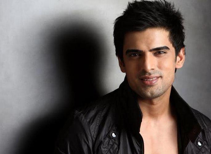 For this reason, Mohit Malik got tired of the series set by Kulfikumar Bazwala | या कारणामुळे ​मोहित मलिकला कुल्फीकुमार बाजेवाला या मालिकेच्या सेटवर अश्रू झाले अनावर