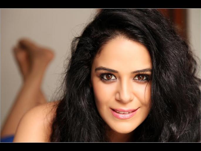 Romantic Mona Singh | रोमँटिक मोना सिंग