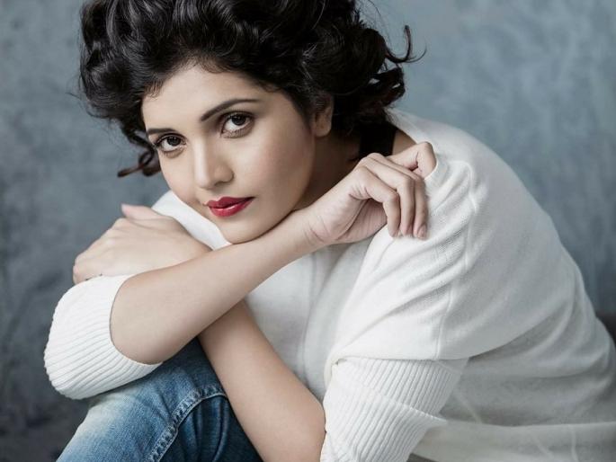 'Acting will enrich this region as a man' -Mukta Barve | ‘अभिनय हे माणूस म्हणून समृद्ध करणारं क्षेत्र’ -मुक्ता बर्वे