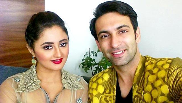 Rashmi-Nandish will be different | रश्मी-नंदीश वेगळे होणार Rashmi-Nandish will be different | रश्मी-नंदीश वेगळे होणार