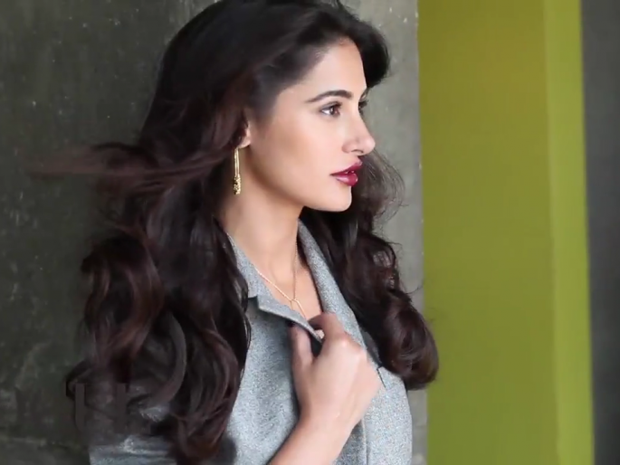 Nargis is ready to go Hollywood? | नर्गिस इज रेडी टू गो हॉलीवूड ?