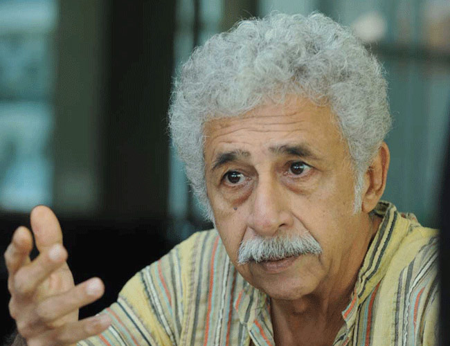 Politics is being labeled as an outsider for Muslims: Naseeruddin Shah | मुस्लिमांना बाहेरचे लोक म्हणून लेबल लावण्याचे राजकारण केले जातेय : नसीरुद्दीन शहा