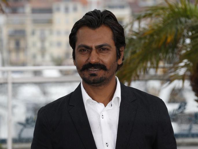 'Doing work in Hollywood? Then the agent air ' | ‘हॉलीवुडमध्ये काम करायचं ? मग एजंट हवा’ 'Doing work in Hollywood? Then the agent air ' | ‘हॉलीवुडमध्ये काम करायचं ? मग एजंट हवा’