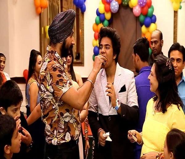 'Reverse Glasses of Tarak Mehta' Fame Time Shah SSC Result 82% Points earned | 'तारक मेहता का उल्टा चष्मा' फेम समय शहा SSC Result 82% मिळवले गुण