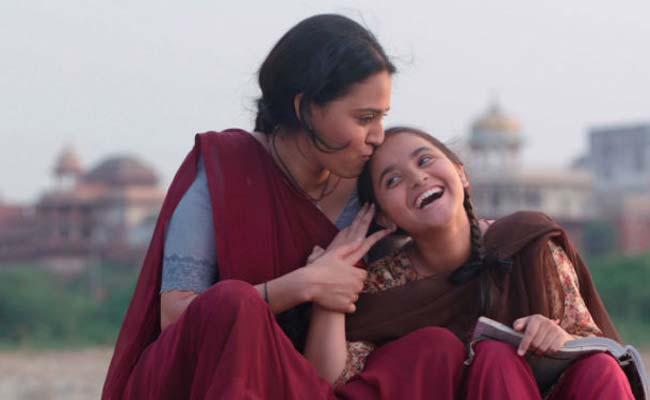 'Neil But Senatata' special show in 'India's Finest Films' | ‘इंडियाज फायनेस्ट फिल्म्स’मध्ये ‘नील बटे सन्नाटा’चा खास शो 'Neil But Senatata' special show in 'India's Finest Films' | ‘इंडियाज फायनेस्ट फिल्म्स’मध्ये ‘नील बटे सन्नाटा’चा खास शो