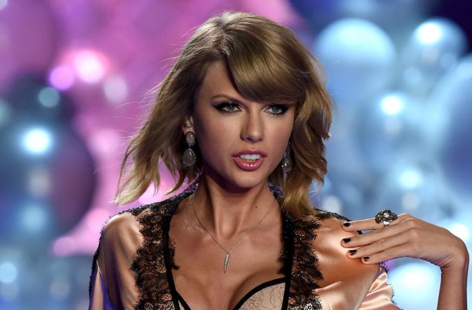 Swift's criticism | स्विफ्टची टीका