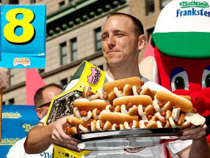 Aub! 70 hot dudes fiddlestime in ten minutes | अबब! दहा मिनिटांत ७० हॉट डॉग्ज फस्त Aub! 70 hot dudes fiddlestime in ten minutes | अबब! दहा मिनिटांत ७० हॉट डॉग्ज फस्त