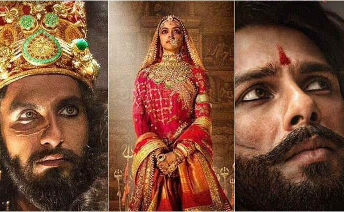 Padmavati's painting took place in this film | या चित्रपटाने घेतला पद्मावतीचा धसका Padmavati's painting took place in this film | या चित्रपटाने घेतला पद्मावतीचा धसका