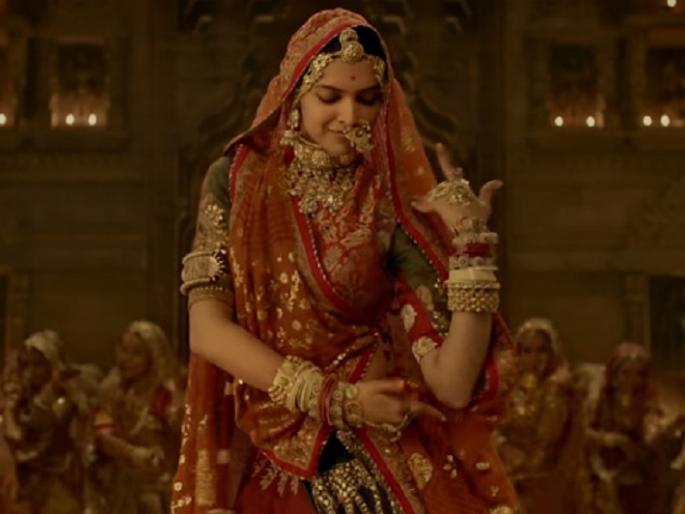 Prior to release 'Padmavati' scissors! Know the reason behind !! | रिलीजआधी ‘पद्मावती’वर चालणार कात्री! जाणून घ्या यामागचे कारण!! Prior to release 'Padmavati' scissors! Know the reason behind !! | रिलीजआधी ‘पद्मावती’वर चालणार कात्री! जाणून घ्या यामागचे कारण!!
