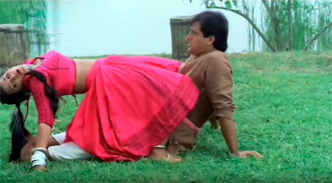 See, but do not show ... | बघा, पण दाखवू नका...