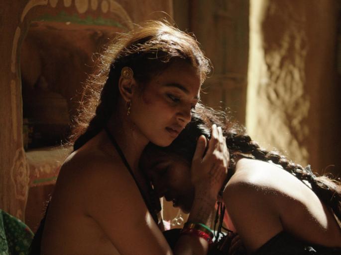 VIDEO: Radhika's Nude Sean Video Viral! | VIDEO : राधिकाचा न्यूड सीन व्हिडीओ व्हायरल !