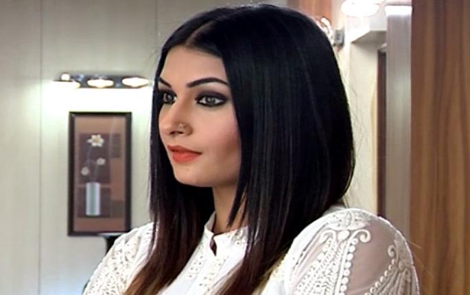 This is the accident on Mohabbateet's set | ये है मोहब्बतेच्या सेटवर अपघात