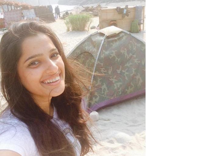 Priya Bapat's first camping experience | प्रिया बापटचा पहिला कॅम्पिंग अनुभव