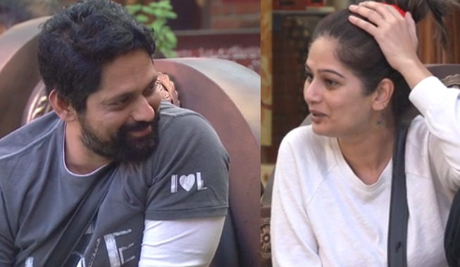 Rajesh Shringarpura is married to a senior boss in Marathi with silk tips, Married, know about his family | ​बिग बॉस मराठीमध्ये रेशम टिपणीससोबत असलेल्या नात्यामुळे चर्चेत आलेला राजेश शृंगारपुरे आहे विवाहित, जाणून घ्या त्याच्या कुटुंबियांविषयी