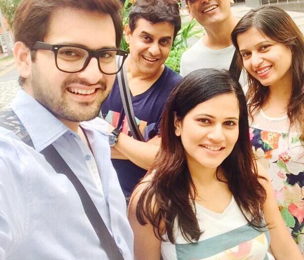 Pindada's team selfie | पिंडदानच्या टिमचा सेल्फी Pindada's team selfie | पिंडदानच्या टिमचा सेल्फी