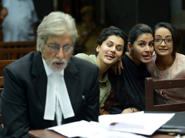 The work experience with Amitji is beautiful | अमितजींसोबतचा कामाचा अनुभव सुंदर