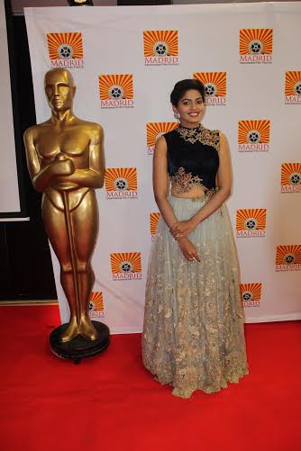 Exclusive Madrid flutter at the Puja Red Carpet | Exclusive माद्रिद मध्ये पुजाचा रेड कारपेटवर जलवा