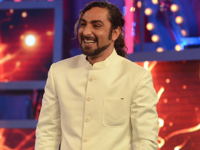 Not a villain, no hero | खलनायक नव्हे नायक Not a villain, no hero | खलनायक नव्हे नायक