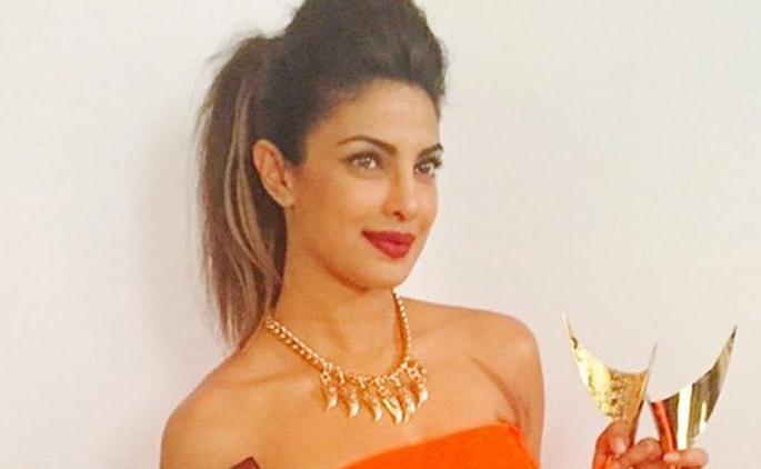 Priyanka does not have time | प्रियंकाकडे वेळच नाही