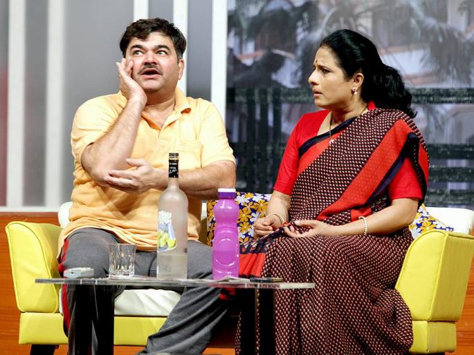 A man who has eaten sugar plays a public awareness about diabetes | साखर खाल्लेला माणूस हे नाटक करतयं मधुमेहाविषयी जनजागृती