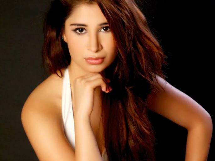 'This' is the daughter of a former cricketer, will soon be entering Bollywood, see photo! | ‘ही’ आहे माजी क्रिकेटपटूची मुलगी, लवकरच करणार बॉलिवूडमध्ये एंट्री, पाहा फोटो! 'This' is the daughter of a former cricketer, will soon be entering Bollywood, see photo! | ‘ही’ आहे माजी क्रिकेटपटूची मुलगी, लवकरच करणार बॉलिवूडमध्ये एंट्री, पाहा फोटो!