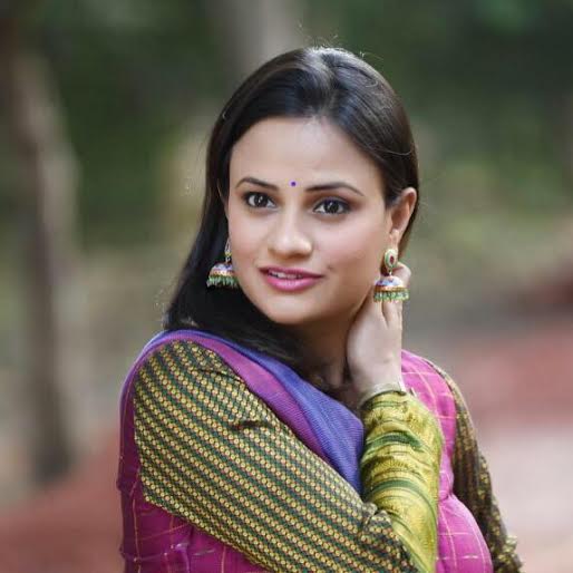 "Balance to see the limits of acting" | "अभिनयाची मर्यादा ताणून बघण्यासाठी बालनाट्य" "Balance to see the limits of acting" | "अभिनयाची मर्यादा ताणून बघण्यासाठी बालनाट्य"