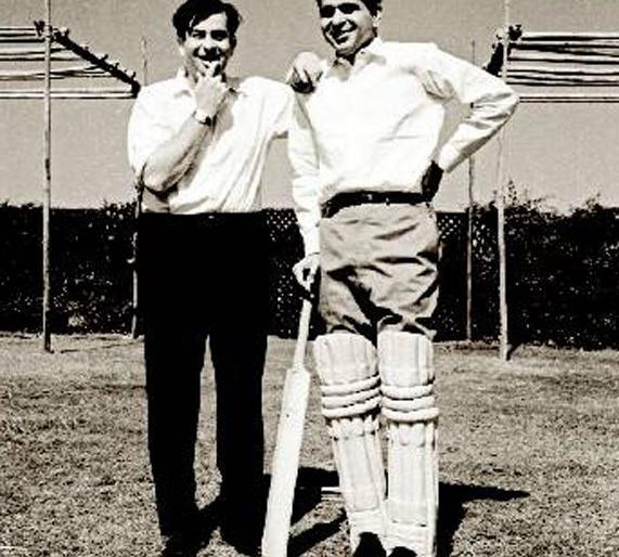 Exclusive video: Bollywood's first celebrity cricket match | Exclusive video : बॉलिवूडचा पहिला सेलिब्रेटी क्रिकेट मॅच Exclusive video: Bollywood's first celebrity cricket match | Exclusive video : बॉलिवूडचा पहिला सेलिब्रेटी क्रिकेट मॅच