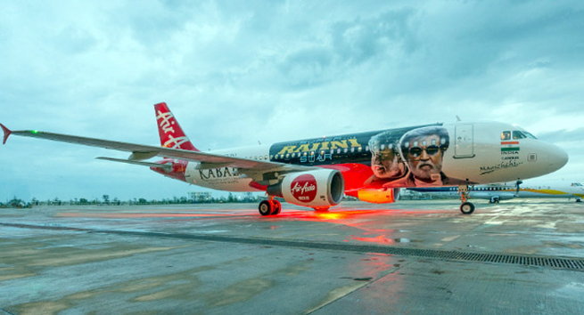The King flew to see 'Kabbali'! | या विमानाने ‘कबाली’ पाहायला पोहोचणार रजनीचे चाहते! The King flew to see 'Kabbali'! | या विमानाने ‘कबाली’ पाहायला पोहोचणार रजनीचे चाहते!