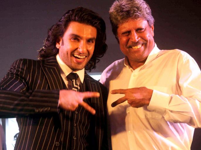 Ranveer Singh releases on the day of the 83th World Cup team based on the film | रणवीर सिंगचा '८३'च्या वर्ल्ड कप टीमवर आधारित चित्रपट होणार या दिवशी रिलीज Ranveer Singh releases on the day of the 83th World Cup team based on the film | रणवीर सिंगचा '८३'च्या वर्ल्ड कप टीमवर आधारित चित्रपट होणार या दिवशी रिलीज
