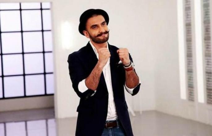 Ranveer's 'High Hills' rap! | रणवीरचे ‘हाय हिल्स’ रॅप! Ranveer's 'High Hills' rap! | रणवीरचे ‘हाय हिल्स’ रॅप!