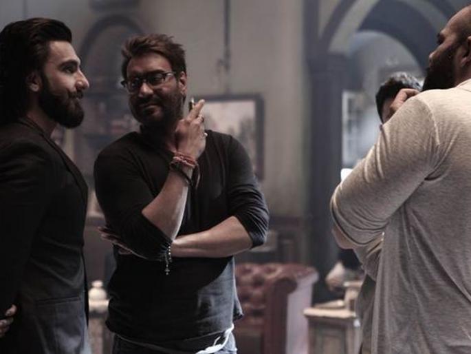 Ranvir Singh goes to the set of Golmaal again. | रणवीर सिंग जेंव्हा गोलमाल अगेनच्या सेटवर जातो....