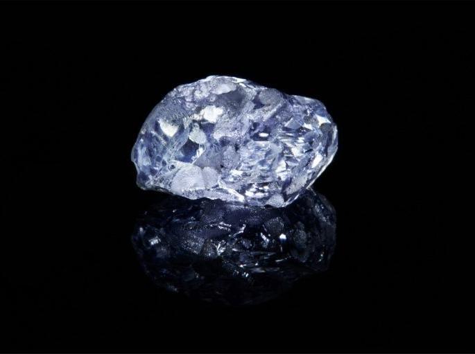 Rare rarely found in Australia | ​आॅस्ट्रेलियात सापडला दुर्मिळात दुर्मिळ हिरा