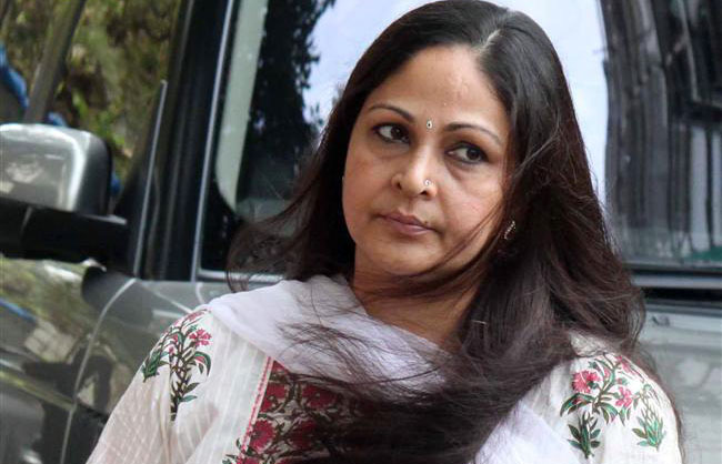 OMG !! Rati Agnihotri and her husband 'stolen'! | OMG!! रति अग्निहोत्री व तिच्या पतीने केली ‘चोरी’! OMG !! Rati Agnihotri and her husband 'stolen'! | OMG!! रति अग्निहोत्री व तिच्या पतीने केली ‘चोरी’!