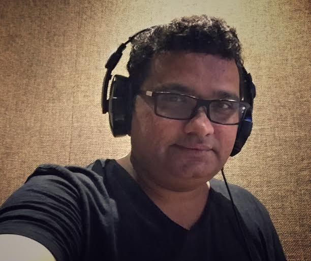 Ravi did the first time dubbing | रवीने केले पहिल्यांदाच डबिंग