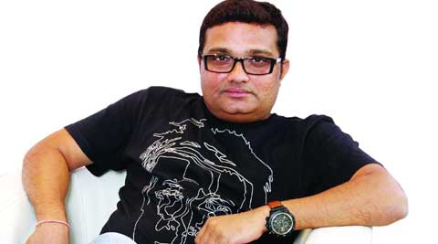 Ravi Jadhav's Mata Sambharya Shortage Promotion | रवी जाधव यांचा मैत्रा समभाव लघुपट उत्सावात