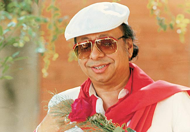 Special: It was R. D. Burman and Asha Bhosale's first meeting ... | स्मृतीदिन विशेष : अशी झाली होती आर. डी. बर्मन आणि आशा भोसले यांची पहिली भेट... Special: It was R. D. Burman and Asha Bhosale's first meeting ... | स्मृतीदिन विशेष : अशी झाली होती आर. डी. बर्मन आणि आशा भोसले यांची पहिली भेट...