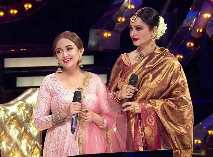 Rukh's special episode and Amitabh Bachchan tweet; Is it a coincidence or something else? | ​रेखा यांचा स्पेशल एपिसोड अन् अमिताभ बच्चन यांचे ट्विट ; याला योगायोग म्हणायचे की आणखी काही?
