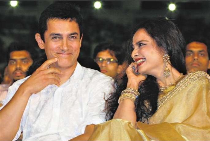 That's why Aamir Khan did not work together in the film along with Rekha | म्हणूनच आजवर आमिर खानने रेखासह सिनेमात एकत्र केले नाही काम That's why Aamir Khan did not work together in the film along with Rekha | म्हणूनच आजवर आमिर खानने रेखासह सिनेमात एकत्र केले नाही काम