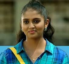 Eventually Rinku Rajguru was admitted to the school | अखेर रिंकू राजगुरू शाळेत दाखल Eventually Rinku Rajguru was admitted to the school | अखेर रिंकू राजगुरू शाळेत दाखल