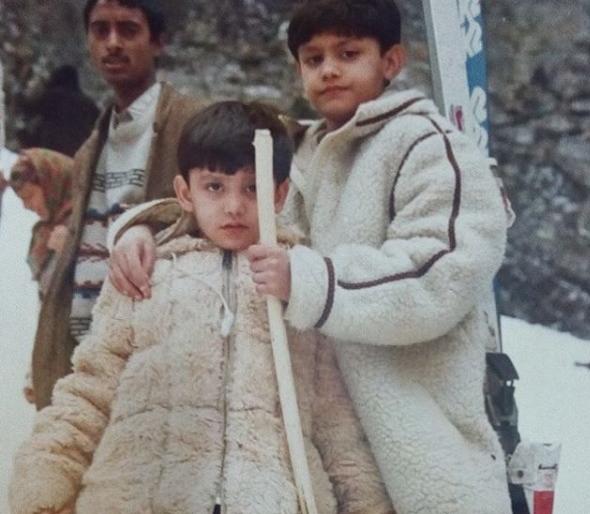 The photo of his childhood photographed by the famous screencast on the small screen | ​छोट्या पडद्यावरील या प्रसिद्ध अभिनेत्याने शेअर केला त्याचा लहानपणीचा फोटो