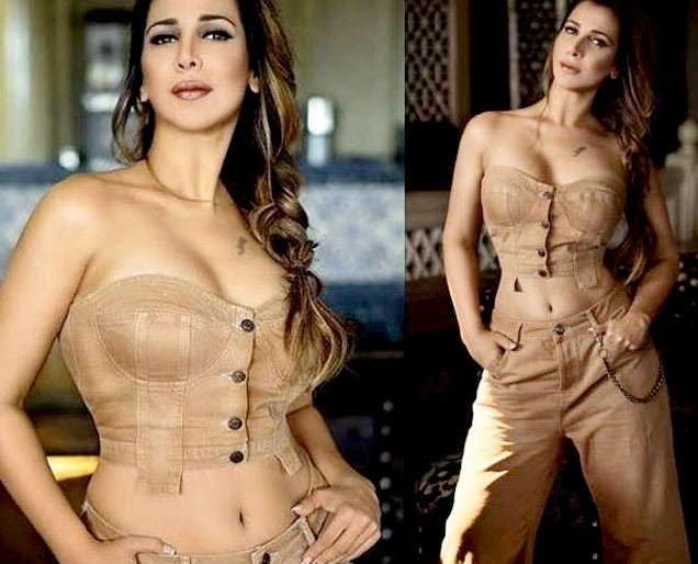Ritu Shivpuri's glamorous style | रितू शिवपुरीचा ग्लॅमरस अंदाज Ritu Shivpuri's glamorous style | रितू शिवपुरीचा ग्लॅमरस अंदाज