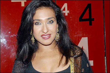 Rituparna Sen Gupta did not sleep for many days because of the rape of the film. | त्या चित्रपटातील बलात्काराच्या दृश्यामुळे कित्येक दिवस झोपली नाही रितूपर्णा सेन गुप्ता Rituparna Sen Gupta did not sleep for many days because of the rape of the film. | त्या चित्रपटातील बलात्काराच्या दृश्यामुळे कित्येक दिवस झोपली नाही रितूपर्णा सेन गुप्ता